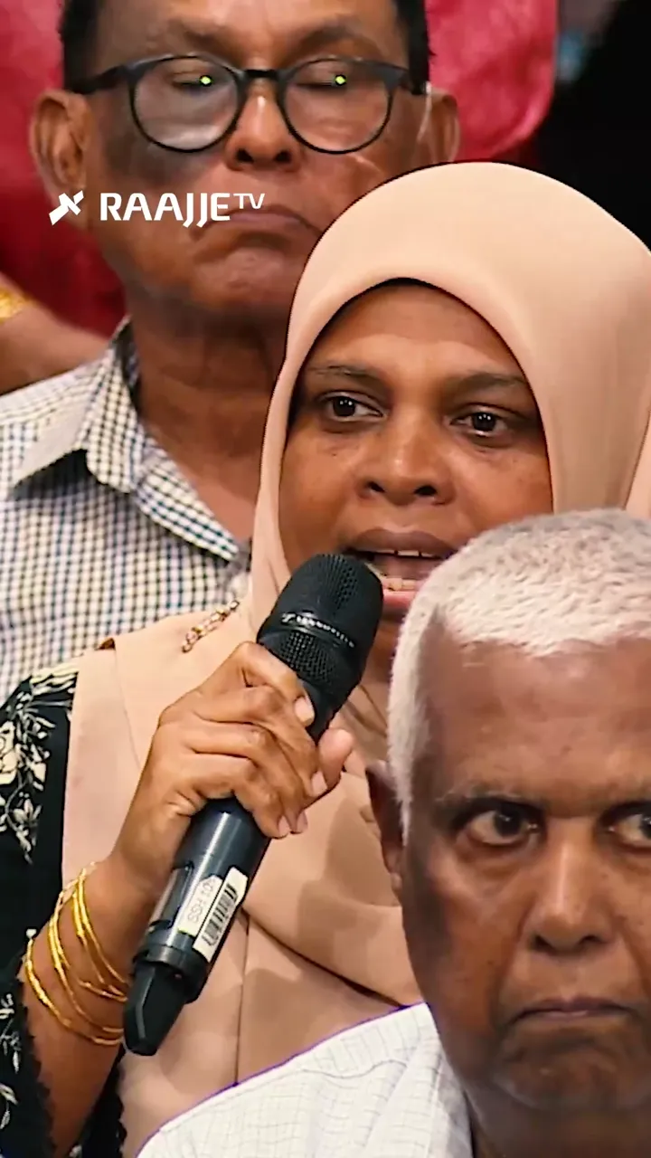 ގަލޮޅު ރައްޔިތުންނާ ރައީސް މުއިއްޒު ބައްދަލު ކުރެއްވުން