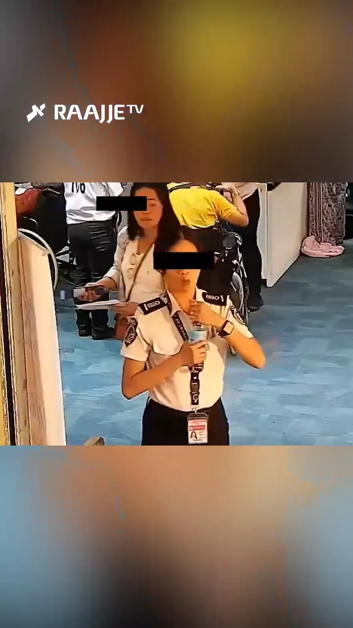 ފިލިޕީންސް ގެ އެއާޕޯޓެއް ގެ ސެކިއުރިޓީ އޮފިސަރަކު ފާސްކުރުމުގެ ތެރޭގައި ފަސިންޖަރެއް ގެ އަތުން ފައިސާ ވަގަށް ނަގައިފި. އެކަން ރިޕޯޓް ކުރުމުން އޭނާ ވަނީ އެ ފައިސާ ދިރުވާލަން މަސައްކަތްކޮށްފައި