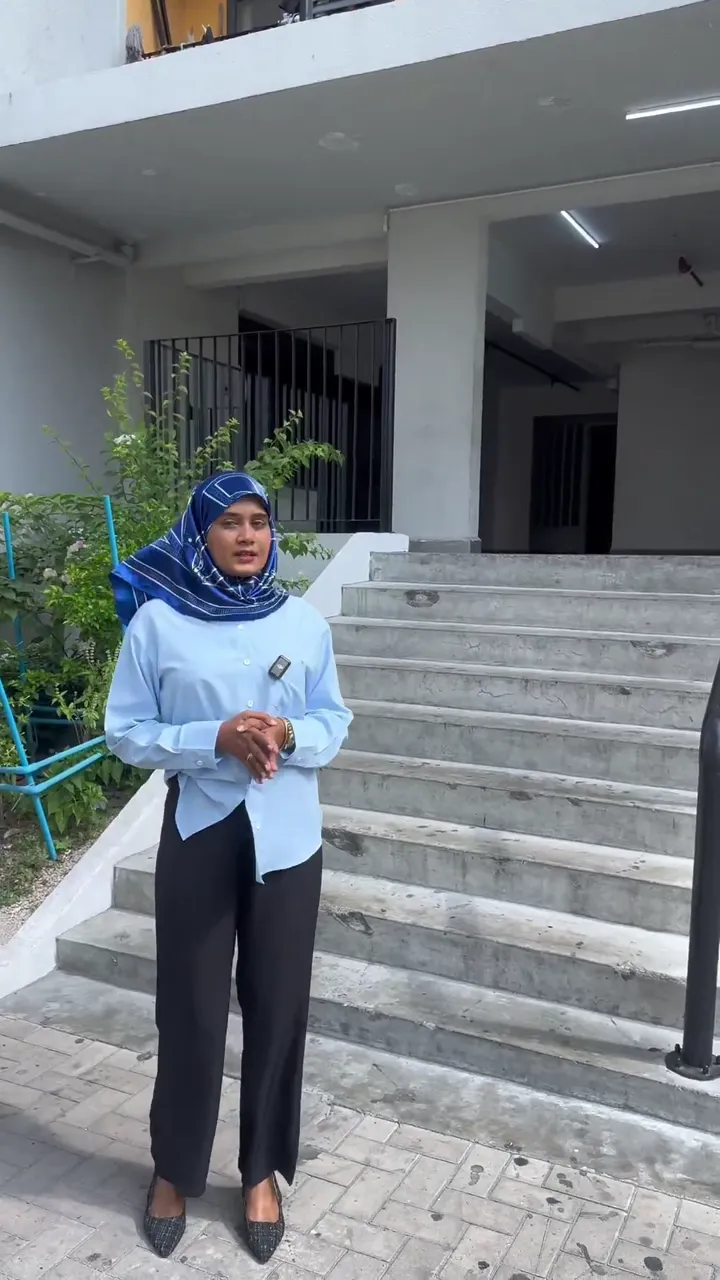 ހިޔާ ފްލެޓު ޓަވަރު 2 ގެ ލިފްޓަށް މައްސަލަ ދިމާވާތީގިނަ ބަޔަކު ގެންދަނީ އެކަމުގެ ޝަކުވާ ކުރަމުން