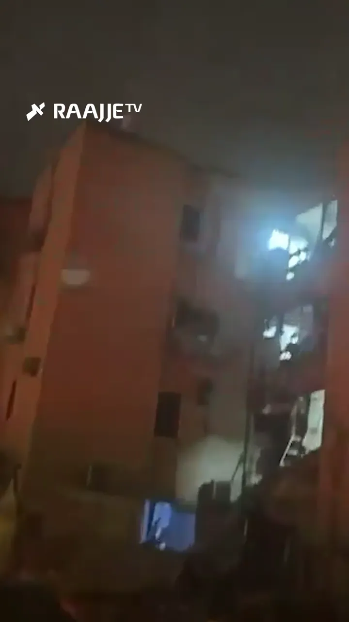 އީރާނުން ދިން ހަމަލާތަކެއް އަރަދު ސިޓީއަށް އަމާޒުވެ، ބޮޑެތި ގެއްލުންތަކެއް ލިބި 30 މީހަކު ޒަޚަމްވެއްޖެ