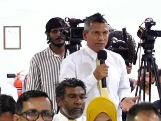އަޅުގަނޑާއެކު ކެމްޕޭނުގައި އުޅުނީތީ ކުންފުނިތަކުގައި މަސައްކަތް ކުރި 10 މުވައްޒަފުން ވަކިކޮށް އެތައް ބަޔަކު ސަސްޕެންޑްކުރަން ނިންމާފައިވޭ: ސޯބެ