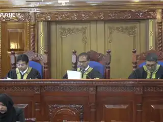 Supreme Court Warns Against Invalidating Ballots Over Ink Spots