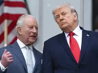 އީރާން އަށް ނިއުކްލިއާ ޕްރޮގްރާމްގެ ފުރުސަތު އޮވެގެން ނުވާނެ ކަމަށް އިނގިރޭސި ރަސްގެފާނު ވެސް އެއްބަސްވޭ: ޓްރަމްޕް 