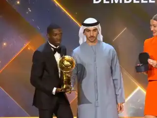 ގްލޯބް ސޮކާ އެވޯޑާ އެކު ޑެމްބެލޭ