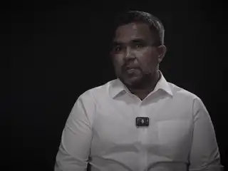 ވައުދުނާމާ ޕްރޮގްރާމްގައި މުލަކު ދާއިރާގެ އެމްޑީޕީ ގައުމީ މަޖިލިސް މެންބަރު މުހައްމަދު އިހުސާން ވާހަކަ ދައްކަވަނީ. 