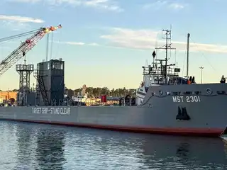 އެމެރިކާގެ "މެރިޓައިމް ސްޓްރައިކް ޓޮމަހޯކް" ސަޕޯޓް އުޅަނދަކަށް އީރާނުން މިސައިލް ހަމަލާދީފި