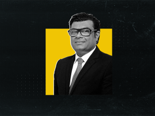 ސްރީލަންކާއަށް ރާއްޖެއިން ކަނޑައަޅާފައިވާ ސަފީރު ހ. ހިކިފިނިފެންމާގެ، އުމަރު އަބްދުއްރައްޒާގު