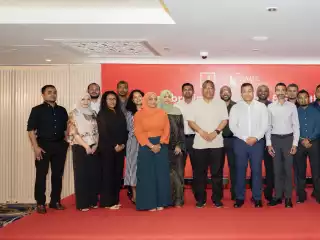 Bank Of Maldives Celebrates Graduates From Prestigious SMU Leadership Program