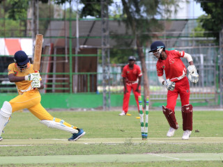 ކްރިކެޓް މުބާރާތެއްގައި ކުޅުންތެރިން ވާދަކުރަނީ: ހުއްދަ ލިބުމާއެކު މުބާރާތްތައް ފަށާނެ ކަމަށް ކްރިކެޓް ބޯޑުން ބުނޭ