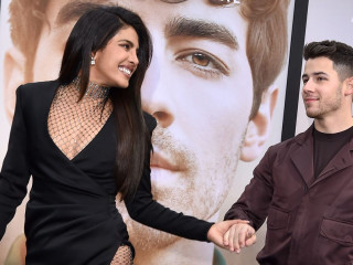 ޕްރިޔަންކާ ޗޯޕްރާ އާއި ނިކް ޖޯނަސް