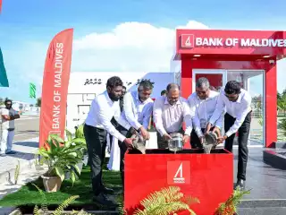 As part of the ceremony for a new BML branch on Thaa Vilufushi held on 24 September 2025: BML will introduce ATM services in eight additional islands across Thaa Atoll this week.