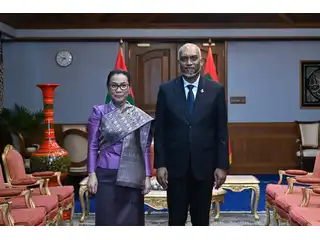 ލާއޮސް އިން ރާއްޖެއަށް ކަނޑައެޅުއްވި ސަފީރު ރައީސް މުއިއްޒު އާ ބައްދަލު ކުރައްވަނީ