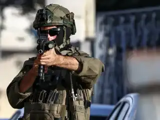 ވެސްޓް ބޭންކްގައި އިޒްރޭލު ސިފައިން ބަޑިޖަހާ ފަލަސްތީނުގެ ދެ މީހުން ޝަހީދު ކޮށްލައިފި