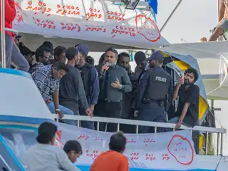 ރައީސް މުއިއްޒުގެ ވައުދުފުޅާ ހިލާފުވެ، މިފްކޯ ގެ ސެންޓަރު ތަކަށާއި ބޯޓުތަކަށް ކުޑަ އަގެއްގައި ކަންނެލި ގަންނަން ފަށައިފި