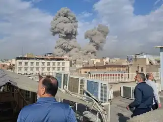 ބަހުރައިންގައި ހުންނަ އެމެރިކާގެ ފަސްވަނަ ފްލީޓްގެ މައި މަރުކަޒަށް "މިސައިލް ހަމަލާއެއް" އަމާޒުވެފައިވާ ކަމަށް އެ ގައުމުން ބުނެފި