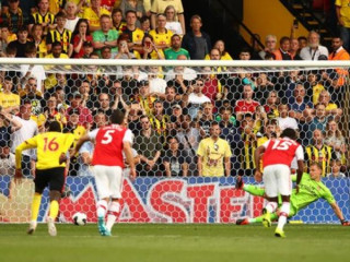 އާސެނަލް މެޗުގެ ތެރެއިން