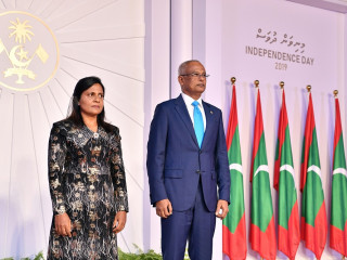 މިނިވަން ދުވަހުގެ މުނާސަބަތުގައި ރައީސުލްޖުމްހޫރިއްޔާގެ ދެކަނބަލުން ބޭއްވެވި ޖަލްސާގެ ތެރެއިން