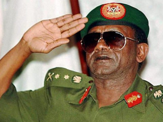 ސާނީ އަބާޗާ 1993 ވަނަ އަހަރުން ފެށިގެން ގޮސް 1998 ވަނަ އަހަރާ ހަމައަށް ނައިޖީރިޔާގައި ވެރިކަން ކުރެއްވި