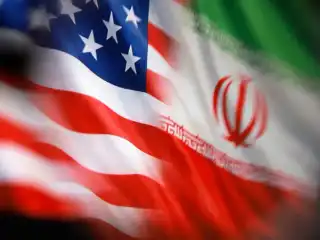 އެމެރިކާ އާއި އީރާންއާ ދެމެދު 45 ދުވަހުގެ ހަނގުރާމަ ހުއްޓާލުމުގެ އެއްބަސްވުމެއް ޤާއިމު ކުރަން ބާރު އަޅަނީ