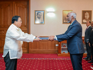 The new Ambassador of Philippines presented credentials to the president on Monday