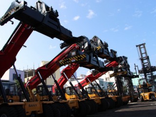 Equipment in Maldives Ports Limited