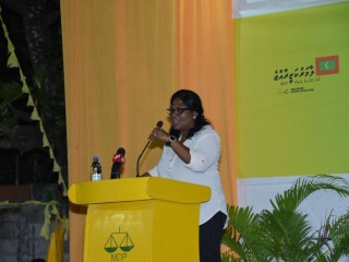 ކެމްޕެއިން ހަރަކާތްތަކުން ރައީސް ޔާމީނަށް ތާއީދުނެތްކަން ޔަގީންވެއްޖެ: ޝިފާ