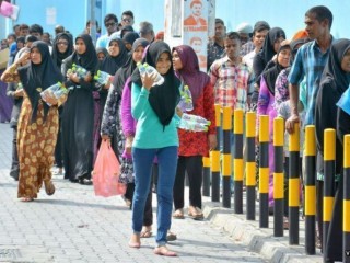 މާލެ ފެނަށް ޖެހުމުގެ ތެރެއިން