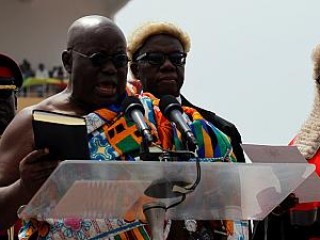 އުމުރުފުޅުން 72 އަހަރުގެ އަކުފޮ-އެޑޯވަނީ މަތީ ސާނަވީ ތައުލީމް ހިލޭ ފޯރުކޮށްދެއްވުމަށް ވައުދުވެވަޑައިގެންފަ