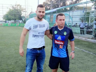 މާޒިޔާގެ ފުރަތަމަ ބިދޭސީ ކުޅުންތެރިޔާ އެޓީމާއި ގުޅިއްޖެ