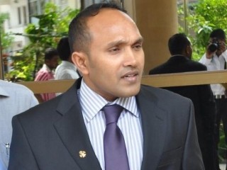 ރައީސް ޔާމީންގެ ސިޔާސީ ހަރަކާތަށް ސަރުކާރުގެ ކުންފުނިތައް ބޭނުން ކުރުން ކުށްވެރިކުރަން: ޑރ ޖަމީލް