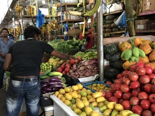 ރޯދަމަހާ ދިމާކޮށް ބާޒާރުގެ ތަކެތީގެ އަގުތައް އިންތިހާއަށް އުފުލިއްޖެ!