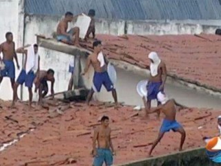 ބްރެޒިލްގެ  އަލްކަކޫޒް ޖަލުގެ ހަމަނުޖެހުމުގައި މަރާލި މީހުންގެ އަދަދު 30 އަށް