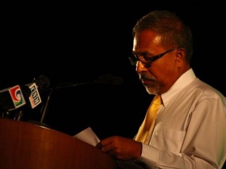 ކަންކަން ހައްލުކުރެވޭނީ ހަމައެކަނި ރައްޔިތުންގެ އިންޤިލާބަކުން: ޑރ. މުސްތަފާ