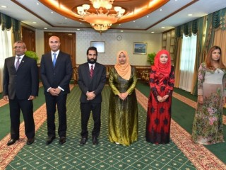 ބްރޯޑްކާސްޓިން ކޮމިޝަނުން އެންމެ މަގްބޫލް ޗެނަލާއި އެންމެ މަގްބޫލް ޕްރެސެންޓަރު ހޮވަނީ! 