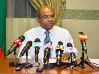 މި ސަރުކާރު ބޮޑަށް ފަރިތަވާނީ ލޯކަލް ކައުންސިލަކަށް ނޫން، ލޯކަނު ކައުންސިލަށް:ޝާހިދު