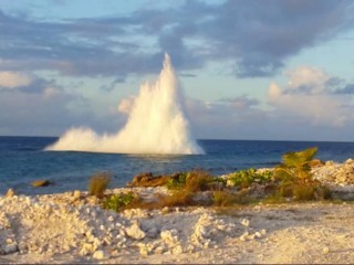 މީދޫ ފަރު ގޮއްވި ސަރަހައްދަށް ލިބުނު ގެއްލުން ބެލުމުގެ މަސައްކަތް ފަށައިފ