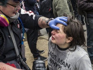 ޓްރަމްޕާ ދެކޮޅަށް އިނގިރޭސިވިލާތުގައި މުޒާހަރާތައް ކުރިއަށް ދަނީ