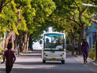 ވިލިމާލޭގައި ސްޓެލްކޯ އިން ބޭނުންކުރަމުންދާ ސައިކަލެއް އެ އަވަށުން ބޭރުކުރަން އަންގައިފި