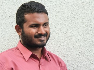 ވިސާމްގެ ދެވަނަ ޝަރީއަތުގެ އަޑުއެހުން މާދަމާ!