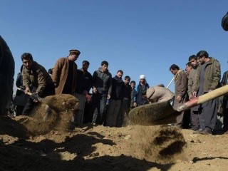 އަފްޣާނިސްތާނުން އެމެރިކާ ސިފައިން ބޭލުމަށް، ޓްރަމްޕަށް ތާލިބާނުން ގޮވާލައިފި