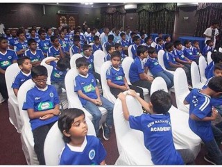 ނިއުގެ އެކަޑެމީގައި ބައިވެރިވުމަށް ފުރުސަތު ހުޅުވާލައިފި