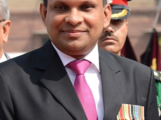 ނާޒިމް މިނިވަންކުރުމަށް ރައީސް ނަޝީދު ގޮވާލައްވައިފި 