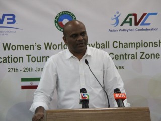 ކްލަބުން ބޭރު ކުރިއަސް، އެސޯސިއޭޝަންގެ ރައީސްގެ މަގާމެއް ނުގެއްލޭނެ: ލަތީފް