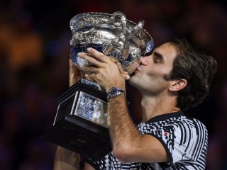 އަށާރަ ވަނަ ވަނަ ގްރޭން ސްލޭމް މުބާރާތް ފެޑްރާ ކާމިޔާބުކޮށްފި