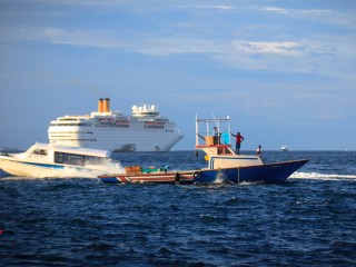 ކްރޫޒްލައިނަރ އެއް