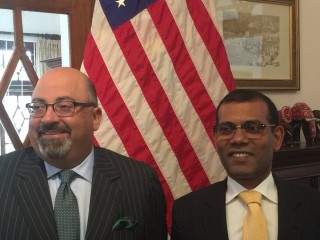 ރާއްޖޭގެ ޑިމޮކްރެސީ ކުރިއަރުވަން ރައީސް ނަޝީދު ކުރައްވާ މަސައްކަތްޕުޅު އެނގިގެން ހިނގައްޖެ:އަތުލް ކެޝަޕް