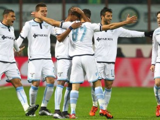 ކޮޕާ އިޓަލިއާ: އިންޓަމިލާން ކަޓުވާލުމަށް ފަހު ލާޒިއޯ ސެމީ އަށް ދަތުރުކޮށްފި