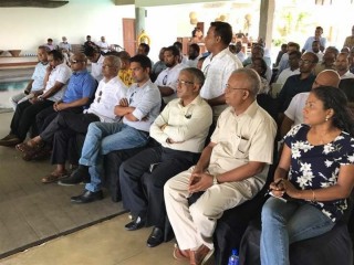 ބްރޮޑްކާސްޓިން ކޮމިޝަނުގެ ޒިންމާ އަދާ ނުކުރެވޭތީ، މެންބަރުން އިސްތިއުފާ ދިނުމަށް އެމްޑީޕީން ގޮވާލައިފި