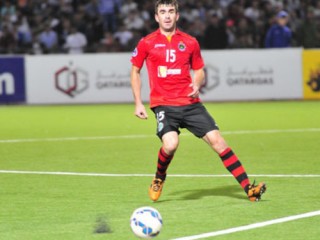 ޝަކްޓާ ޑޮނެސްކޭގެ މިޑްފީލްޑަކާއި ތަޖިކިސްތާން ލީގް ޗެމްޕިއަންގެ ޑިފެންޑަރެއް ގްރީން ސްޓްރީޓަށް 