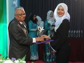 އައްޑޫ އެވޯޑް: ޚިދުމަތްތަކެއް ކޮށްދެއްވާފައިވާ އަދި ކޮށްދެވަމުން ގެންދަވާ އެތައް ބައެއްގެ އަގު ވަޒަންކޮށްފި